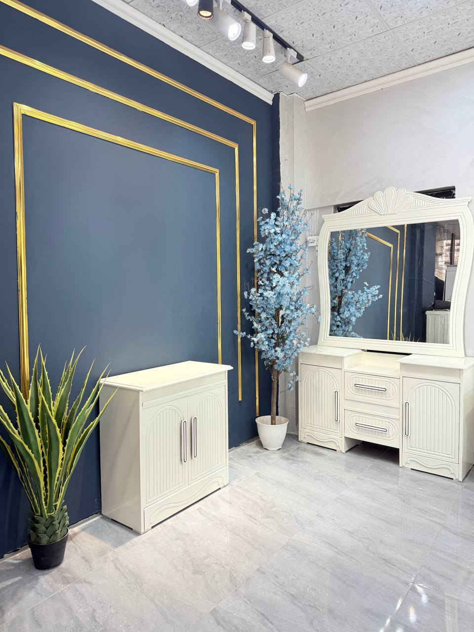 🔅تفاصيل الغرفة المرمري  ....

 خارج ٤ملم ام دي اف 🔺
وداخل صاج ٣ملم 
صبغ حراري  درجة اولى 

عدد القطع  ٧ قطع 😍
🔺1 //جرباية  قياس  ١٦٠ × ٢٠٠ 
🔺//ميز جانبي ايسر قياس ٥٠
🔺2// وميز  جانبي  قياس ٥٠
🔺3// زاوية ارتفاع مترين عرض ٨٠
🔺4// وميز بلازمه  
🔺5//وميز مراية ارتفاع مترين عرض ١٢٠
🔺6// وكنتور ٦ باب  ارتفاع مترين و١٥ طول ٣ متر و١٥

القطعه الثامنة حسب الطلب شازلون
سعرها ٥٠ الف ❤️

(توصيل مجاني مركز بغداد )
التوصيل يشمل الشد مجاني 🔥
(اطراف ٥٠)
باقي المحافضات حسب البعد
شازلون سعرها ٥٠ الف
شازلون مخزن ٧٥ الف

للحجز والاستفسار خاص ▫️

متوفر توصيل لجميع المحافظات العراق 🇮🇶💯❤


**إذا كنت صاحب هذا الإعلان وتريد حذفه لأي سبب، رجاءا أرسل رسالة إلى الدعم الفني**