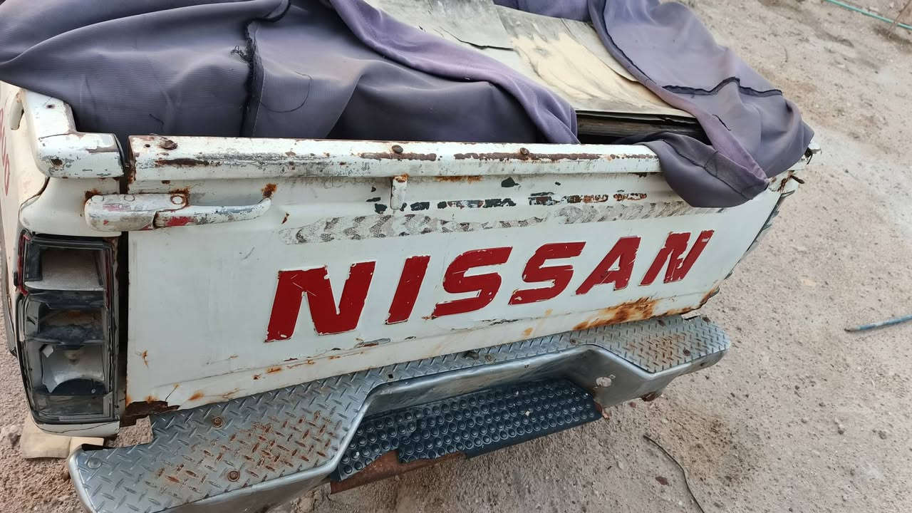 بيكم نيسان للبيع ادوات بدون مكينة رقم صاحب السيارة
***********

