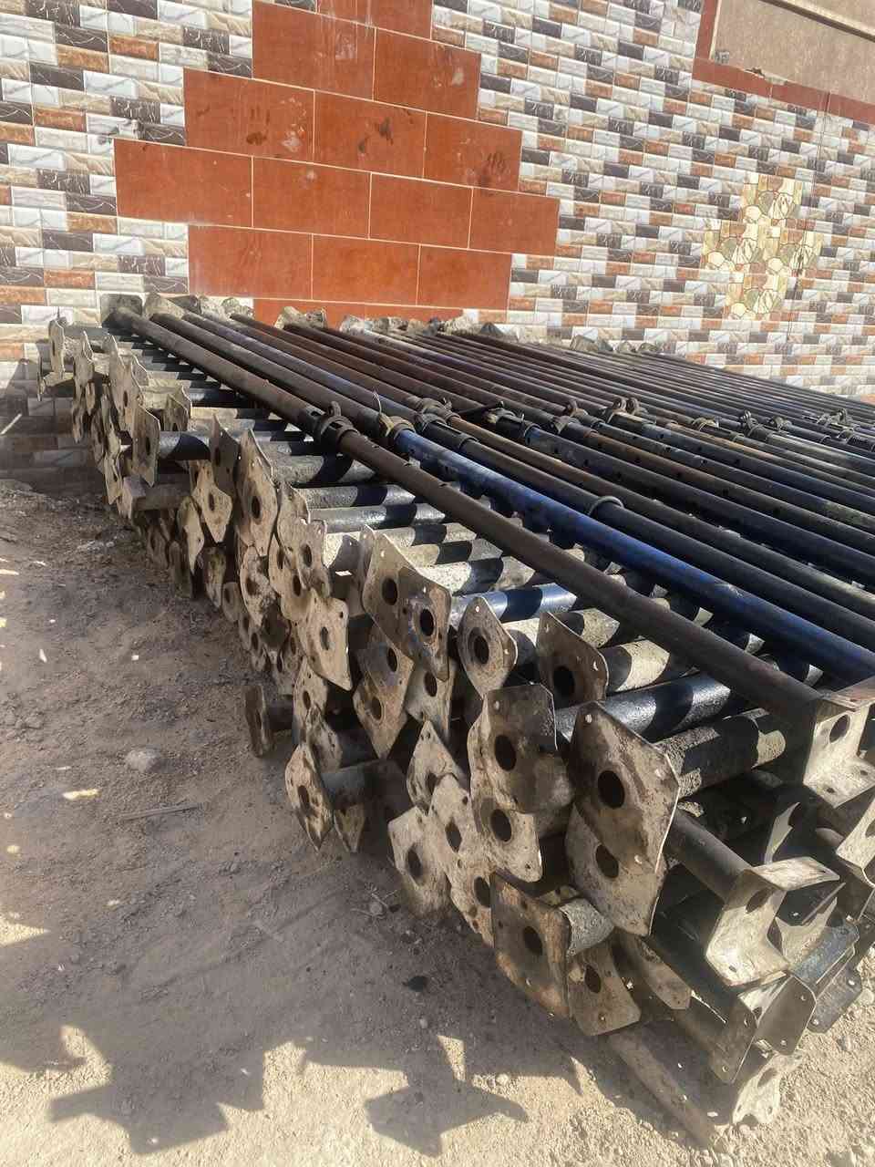 للبيع جكات حاظن سن خشن وزن ثقيل القديم الاصلي العدد 250
العنوان حله ***********
