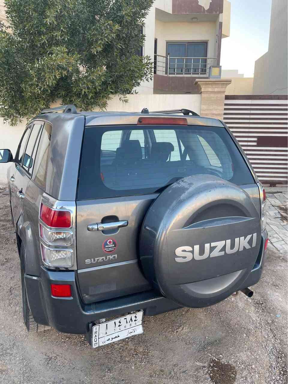 سيارة ياباني نظيفة داخل وخارج محرك ٢٧٠٠ ستة سلندر محرك وكير نظيف ومكفول سيارة بإسمي تحويل شرط السيارة وارد امريكي ضررها جاملغ امامي جهة السايق ومبدل بدون دواخل يحتاجلها مشط ستيرن فقط سيارة مرتبة وخير من الله متوگفك بشارع صرفها بالبانزين حاله حال ال٤ سلندر للتواصل اتصال بالرقم *********** الفلوجة, الأنبار
