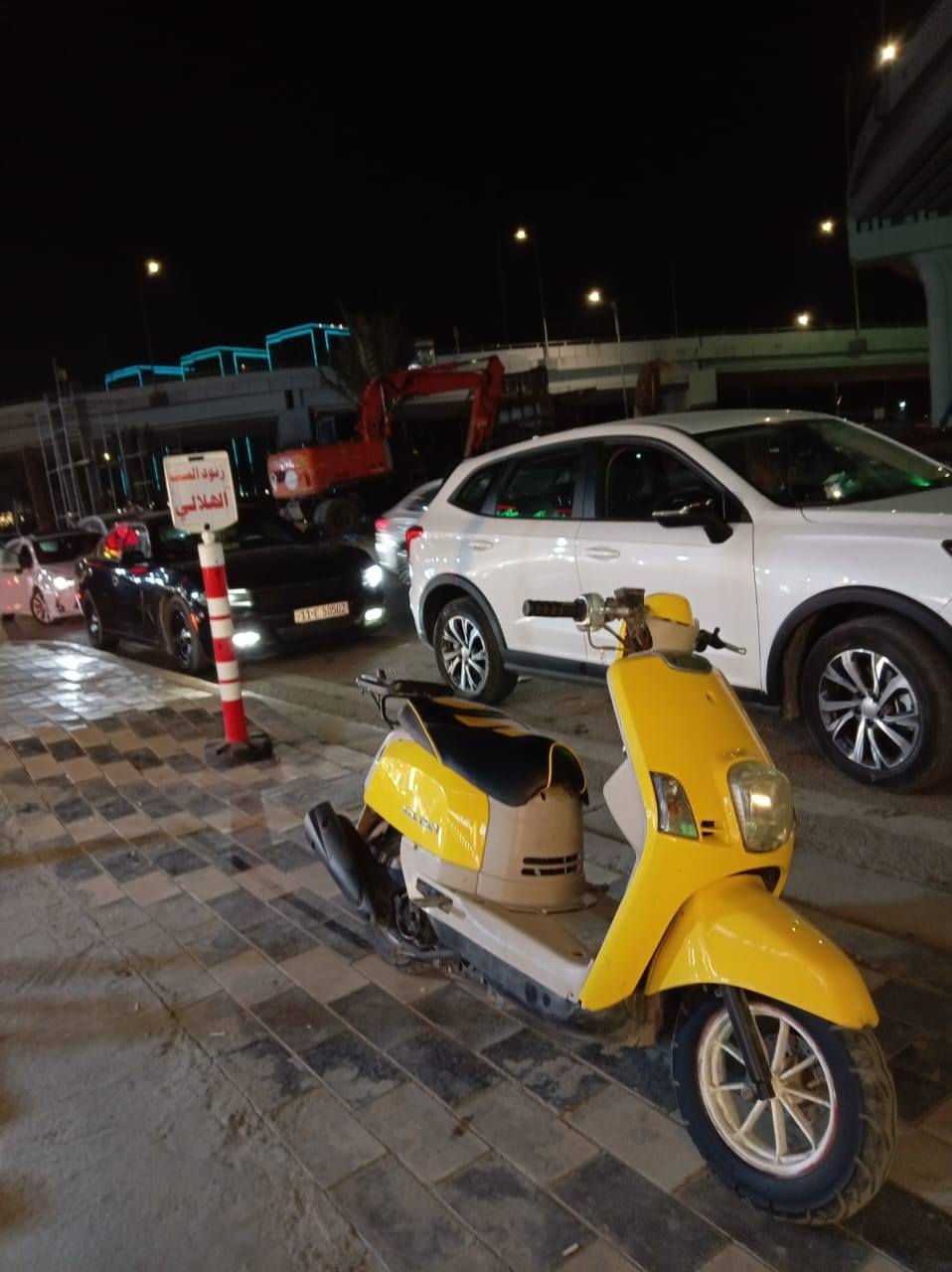 للبيع ماكس بوليس كابريتر دراجه نضافته 80% محركه نضيف وخير من الله بوشه 55 شلعته هاون وللعلم كلجات بلاديه مو رياضيه معدله حلو كهربائيات شغال دراجه سلف وهندر شغاله دراجه ماناقصه شي تفحصه وتكمل تحاسب وتتوكل السعر خاص واتس او اتصال 
***********
