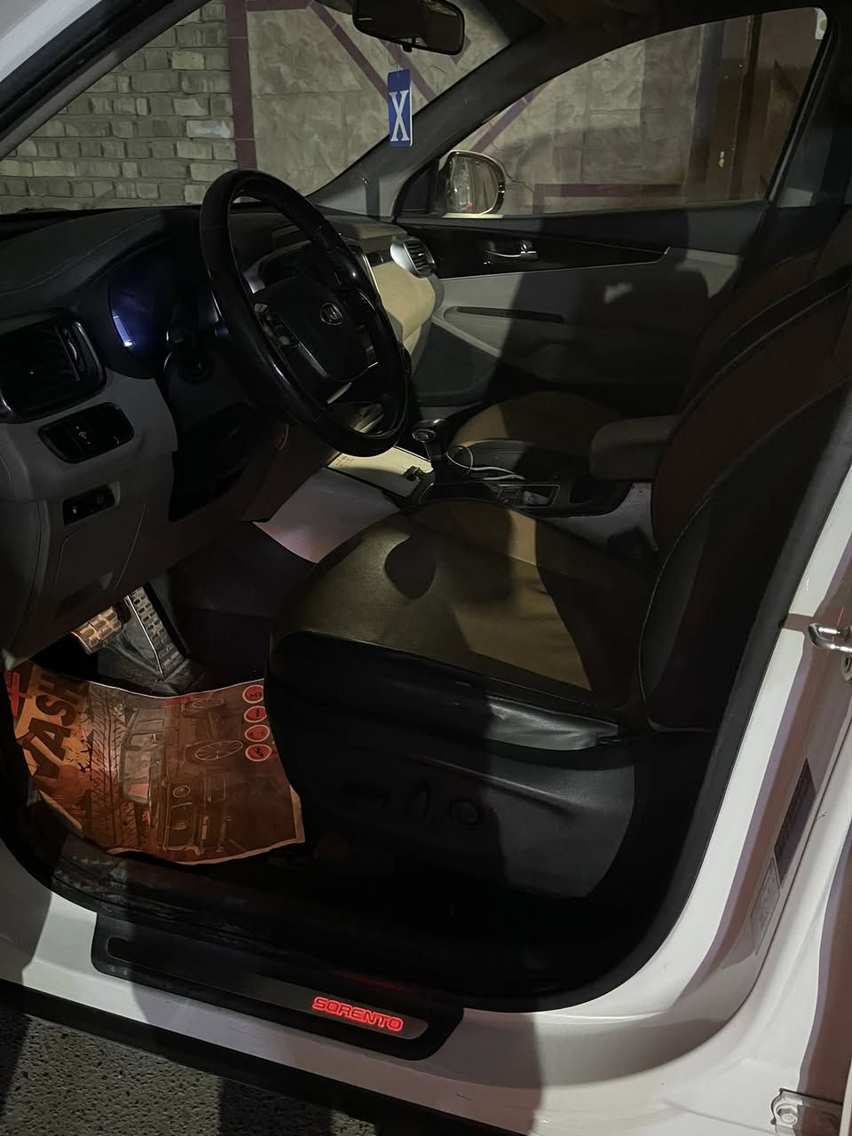 السلام عليكم
للبيع كيا سورنتو 2020 (خليجي ) رقم بغداد  الماني الجديد
سياره مكفوله كفاله عامه من  عدا بارد بالباب الخلفي عكس السايق قليل كولش + شخط بسيط بالدعامية الخلفية موضح بالصورة والدعامية الأمامية بيها دحجة بسيطة 
1_بصمه ابواب
2_محرك 6سلندر
3_نفكيتر ماوس جي بي اس خرائط
4_حساسات امامي خلفي 
5_اللايت زنون 
6- ماشية 132 الف وكسور قابلة للزياده 
7_شاشه اصليه
8_كامره اصليه دواره 
9_كراسي 2 كهرباء 
10_ 3قطع تبريد
11_لد امامي مع تشغيل 
12_كروز مثبت سرعه
13_تحكمات ستيرن
14_.     7  راكب 
15_ويل كب نيكل
16_بصمه تشغيل وابواب
17_كير 8 نمر 
18_ترحيب 
19_كشنات جلد
20_جنطه كهربائية ذكيهً
 (الفتح عند الاقتراب)
21_مري شفط اشاره بل مري
22_بردات ابلادية
23_اربع انظمه قياده smart.  Cimfort.  eco.  sport
24_كشافات ضباب
25 - بانوراما 
26_لايت زنون عالي وناصي 
26500$ وبيها مجال مكانها بغداد البلديات 
السياره بأسمي وتحويل ثاني يوم الاتصال و الاستفسار ‭0772 144 4895‬ غير موجود على الفيس

