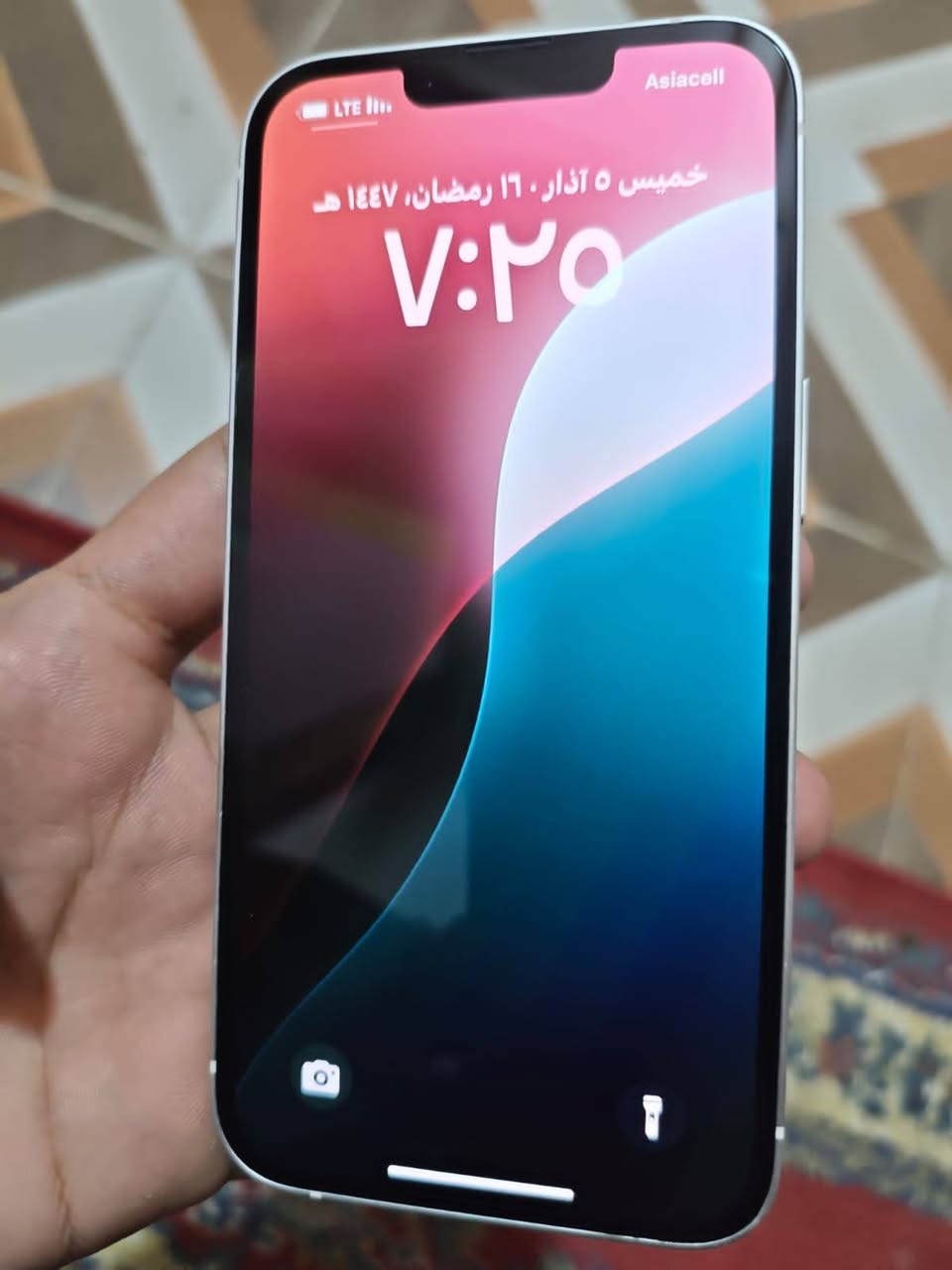 ايفون 13 عادي
نضافة100% بعده بضمانه بطارية 90 
سعر 475 وبي مجال 
***********
بابل
