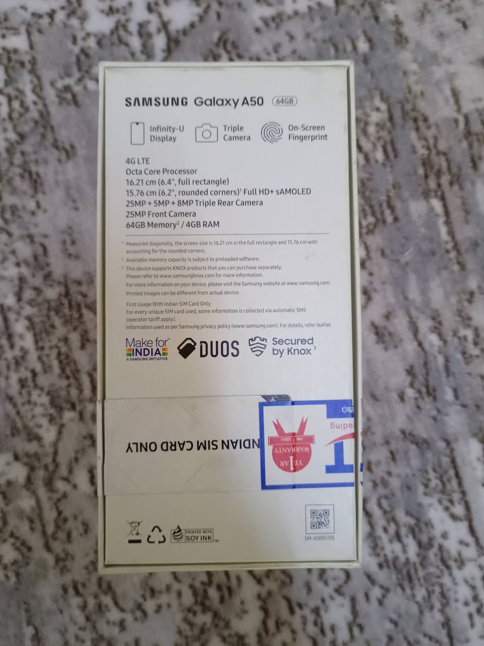 Samsung Galaxy A50 💙
حساوکە نوێیە 

تایبەتمەندیەکان:
- بیرگە: 64GB
- ڕام: 4GB
- شاشە: 6.4 ئینچ Super AMOLED FHD+ Infinity-U
- کامێرا: سیانەیی دواوە 25MP + 8MP + 5MP
- کامێرای سێڵفی: 25MP
- پەنجەمۆر: لەژێر شاشەوە On-Screen Fingerprint
- پاتری: 4000mAh لەگەڵ فاست چارچینگ 15W
- سیم کارت: DUOS - دوو سیم
- مۆدێل: SM-A505F/DS
- سیستەم: Android لەگەڵ Knox Security

شاشە و دواوەی بێ هیچ شوختێک

کارتۆن و شاحینەی شەریکەی لەگەڵە و نەکراوەتەوە

شوێن : کەلار


**إذا كنت صاحب هذا الإعلان وتريد حذفه لأي سبب، رجاءا أرسل رسالة إلى الدعم الفني**