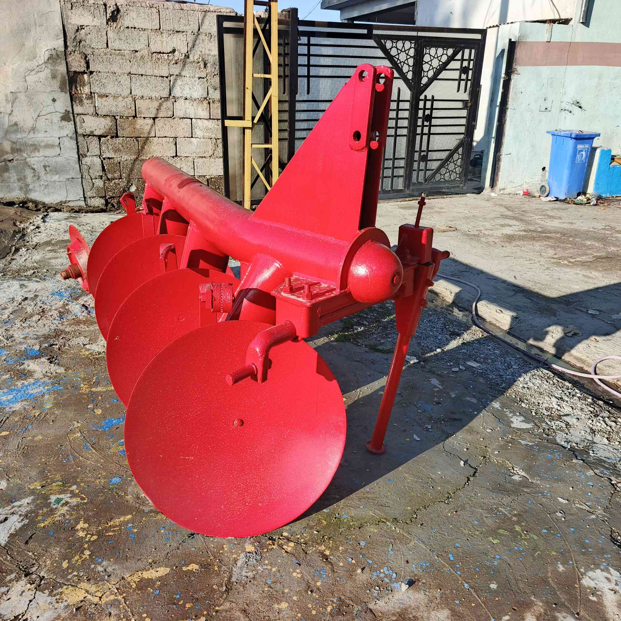 تصنيع الالات الزراعية اسطه سلام يايجلي 
صاج تركي رباعي مستعمل قليل شرط الجديد سعر مليون ونص بي مجال قليل مكان كركوك يايجي 
***********
***********
