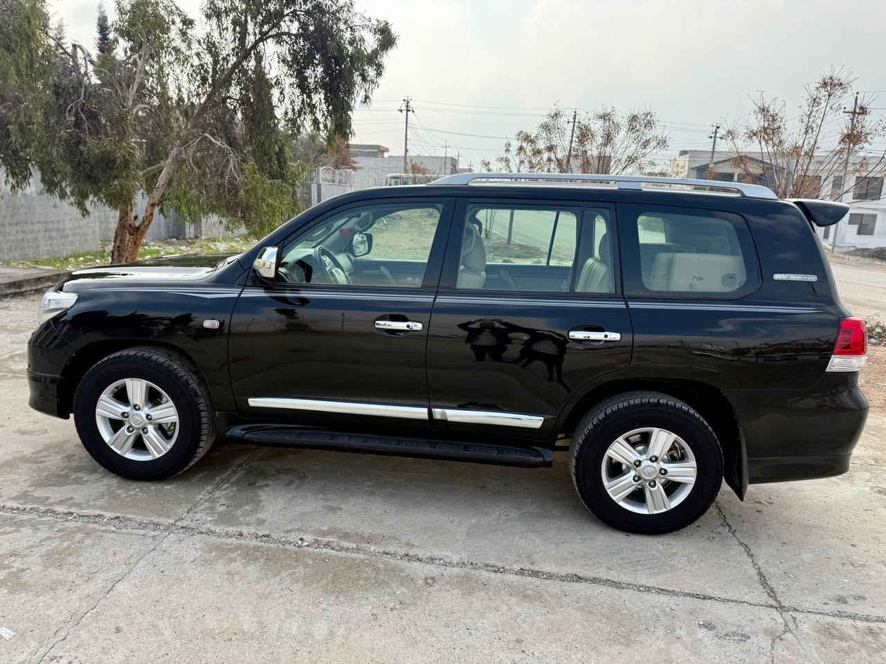 سلام علیکم
• TOYOTA LAND CRUISER
• مۆدێل2011
• مواسەفات VXR
• کوشین جلد کارەبای
• بزوێنە (8) پستن
• سوكان كاره باى 
• ريتايده ر
• سەلاجە
• سەماحەJBL
1. ژمارە تەلەفۆن:***********
                         : ***********
تيبينى:
سيسته مى غازى ئيتاليشى بوو به ستراوه
 بى كيشه و زوور مه زبوت
هه مووشتيكى به شه رت سه ه نه وى و هه موو شتيكى نوييه 

سلام علیکم
• TOYOTA LAND CRUISER
• مۆدێل٢٠١١
• المواصفاتVXR
• کوشنات جلد
• کوشنات کهربائی
• محرک(8)Vصلندەر
• الصلاچة
• صماحا JBL
• تبرید مرکزی
سيستم غاز اتالى 
محرك گير كل بشرت 
سنويه ورقم جديد تحويل يوم ثانى
رقم الهاتف:***********
رقم الهاتف:*********** كويسينجاك, أربيل
