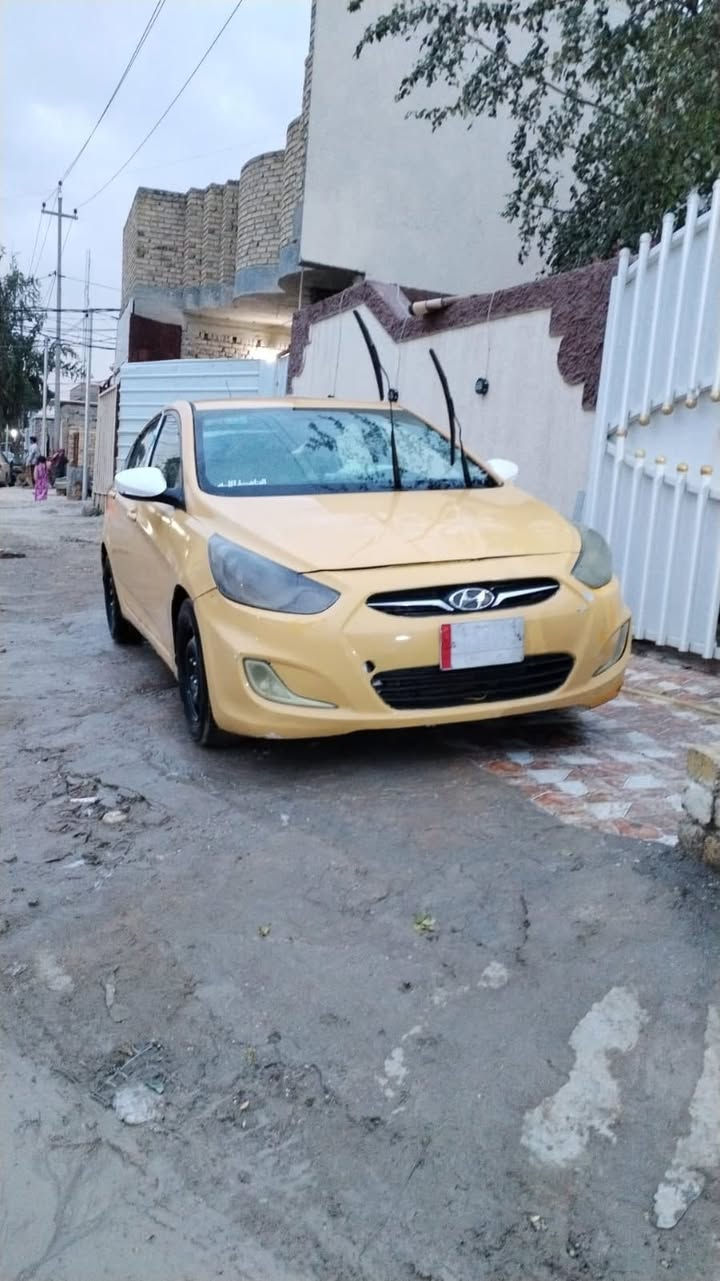 السلام عليكم اكسنت 2012خليجي رقم كربلاء  حادثه جاملغ امامي معدل والبنيد تبديل مصبوغه اصفر السياره بسمي والمكينه بيه خيط بخار مشتري على هاي لوضعيه ابيع على هاي لوضعيه تحويل ثاني يوم السعر 63 وبيه مجال مكان السياره حله بابل اتصال 
***********
