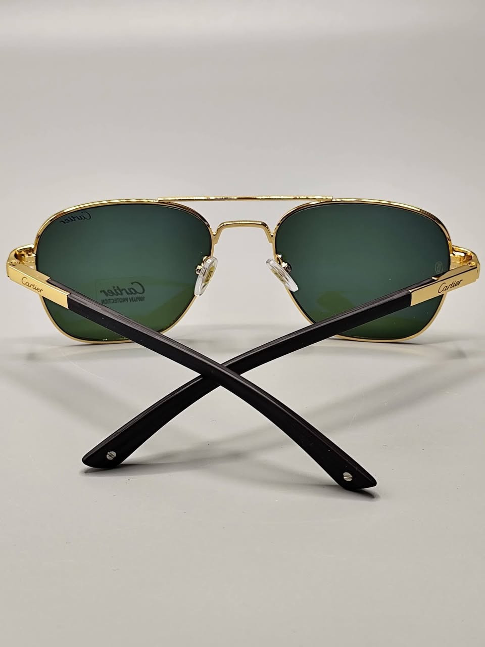 كارتير  رهيبه بمواصفات عاليه جدا وكوالتي أعلى
عدسه زجاج سميك لون زيتوني مميز
عدسه UV حمايه من الاشعات الضارة للعين
اذرع ديزاين الخشب
مخدات جلاتينيه طبيه مختمه
لون البدن ذهبي
مختمه بل كامل بدن وعدسه
قياس 58
تأتي مع علبه حافظه للماركه كاملة المرفقات
كوالتي فول الفول جدا عالي

السعر 30 الف 
التوصيل مجاني لجميع محافظات العراق 

للحجز مراسلة الحساب ( ترسل رقمك وعنوانك الكامل)

اضغط لمتابعة الصفحه ليصلك كل ما هو جديد ومميز
من (انس براند للاناقه العامه) متجر الاقتناء والهدايا الفخمه


**إذا كنت صاحب هذا الإعلان وتريد حذفه لأي سبب، رجاءا أرسل رسالة إلى الدعم الفني**