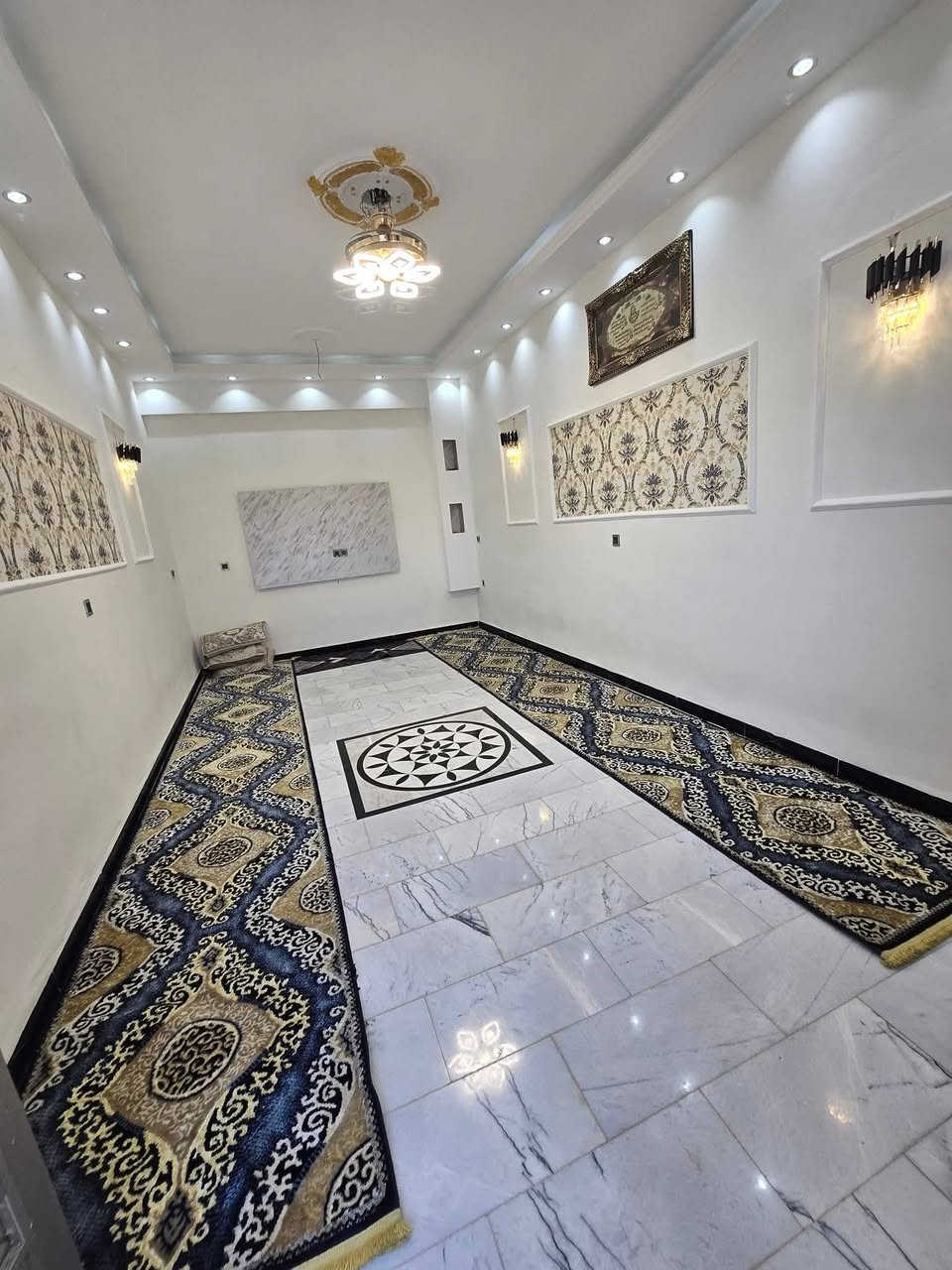 السلام عليكم
دار للبيع طابقين ونص بناء 2024 العنوان  قطاع 38 الشارع العام للاستفسار الاتصال على الرقم ***********
