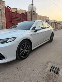 كامري هايبرد • موديل ٢٤ • ماشيه ٤٨٠٠٠