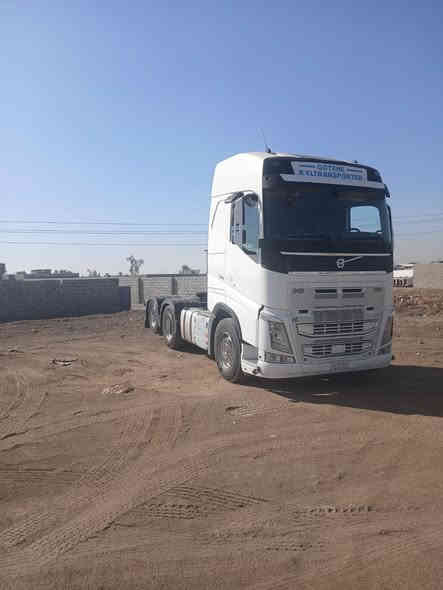 السلام عليكم شباب فالفو 2016 كاتي سحال خلفي دوار سيارة جديدة وجاهزة وبعدها زيرو فول مواصفات ماعدا الثلاجة شايليها سيارة كاملة بس ترقم وتطلع للشغل المكينة حجم 500 جوبلس امامي واخوان اي استفسار على السيارة او السعر مالتها اتصل على هاذة رقم وبخدمتكم   ‭0778 315 8982‬
