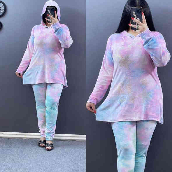 👗 تراك شرعي نسائي 🥰
✨ الخامة: قديفة ناعمة وفخمة

📏 القياسات: L – XL – 2X – 3X
💰 السعر:

الدرزن: 80

المفرد: 10

📩 للمراسلة: عبر الصفحة أو على الواتساب
📞 ***********

انضموا لقناتنا على التلي حتى تشوفون كل الموديلات والعروض الجديدة 👇
🔗 [https://t.me/tgf74]
