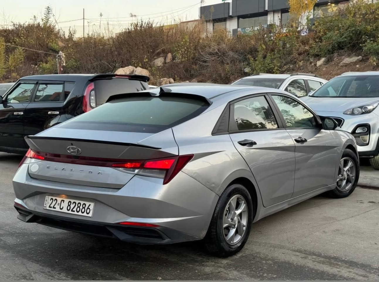 سلام عليكم
النترا 2021 رقم اربيل نص فول
وارد امريكي السيارة 
حادثها  بوند وجاملغ ضربه خفيفه الحادث ورقم الشاص بل منشور
ماشية ٦١ الف 
محرك ٢٠٠٠ دوش
السعر  ١٤٨ ورقة 
مكان السياره موصل 
***********
