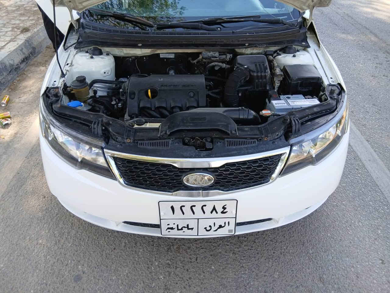 اسلام عليكم للبيع كيا سيراتو موديل2012 وارد خليجي 
السيارة جديدة وجاهزة من كلشي تخم تاير حداديه كير محرك تبريد شاشه كبيره مري شفط اشاير مري حساسات خلفيه اندر ويد كامرئ خلفيه دوارة 
السعر//83
الاستفسار أكثر اتصل// ***********
عنوان السيارة كربلاء المقدسة اخوان مكلف بلنشر للبيع فقط
