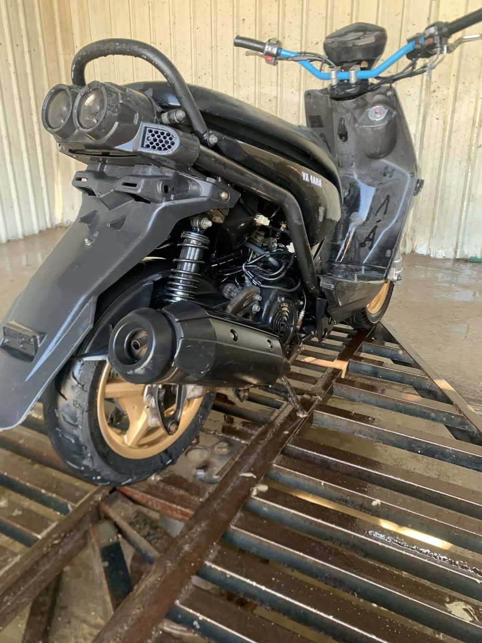 سكنس جبلي رمبه صالي شهر نزلتهه كامله ومكفوله كفاله عامه مكاني الزعفرانيه سعر مليون وبيهه مجال ***********
