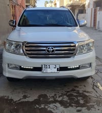 لاندكروز ستينية • ٢٠١١ • ١٩٢ الف