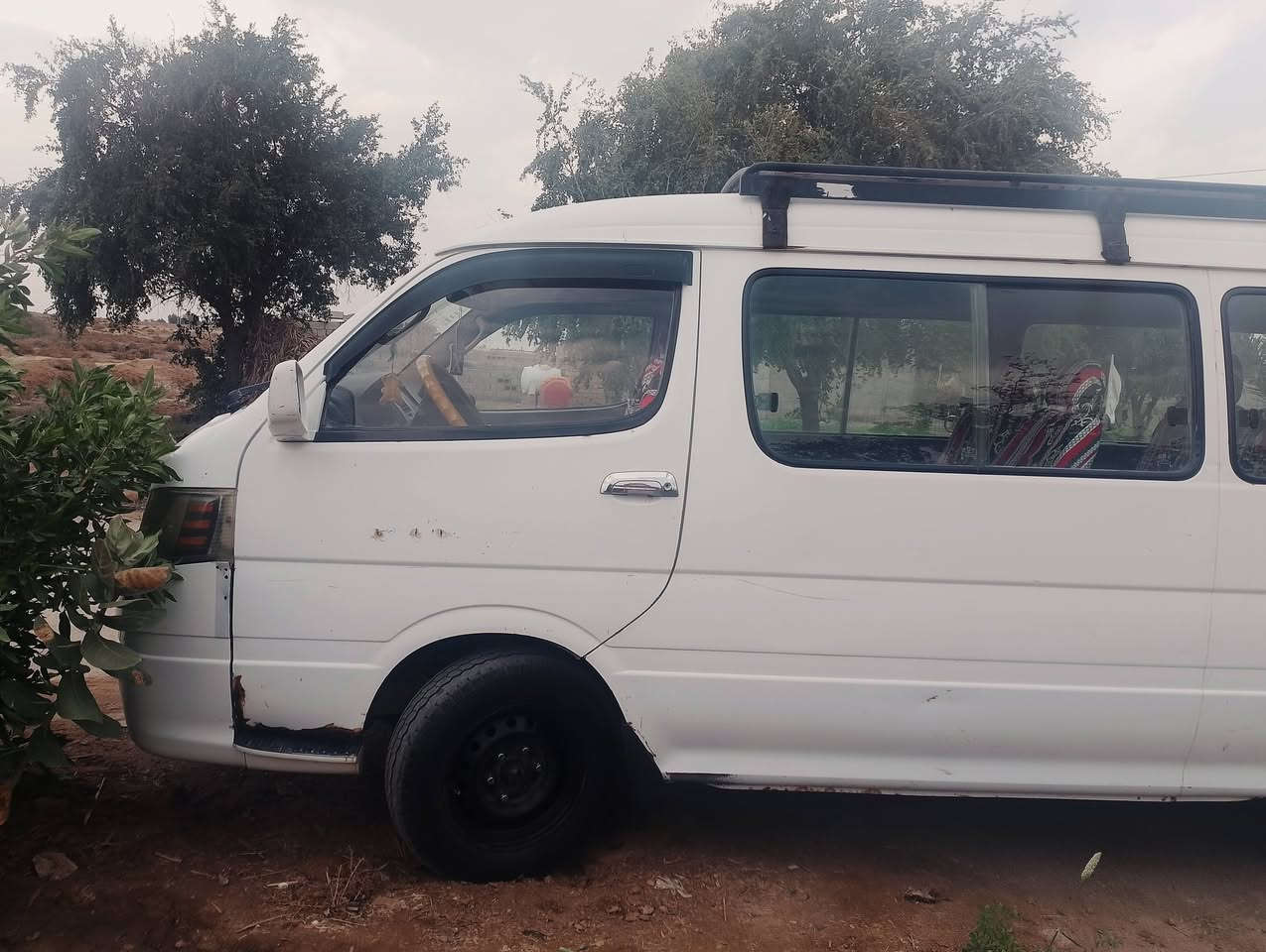 السلام عليكم سياره للبيع جنبي H1 مديل 14 رقم ميسان سنويه 27 مكينه كير اكسل كفاله عامه دوشمه جديده بيهه تلحيضات السعر 75 وبيهه مجال الشراي يتصل *********** مكان ميسان
