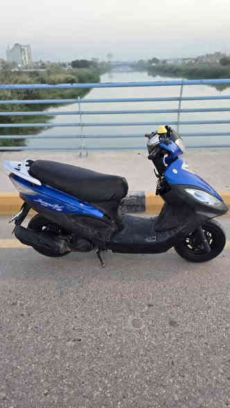 السلام عليكم دراجة كامكو V2  موديل 2013 للبيع
بيها دعمه مثل ما موجودة بالصور مفتوحة الدراجة
زينه الدراجة كلشي شغال 
رايدها ب500 الف وبيها مجال قليل
رجائا الشراي يراسل خاص فيسبوك أو واتساب *********** مكاني رفاعي
