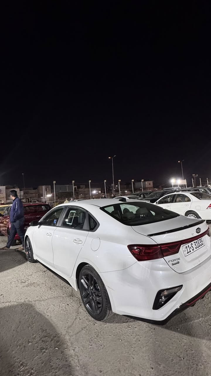 السلام عليكم كيا فورتي ٢٠٢١ جي تي لاين كلين بدون حادث للبيع مكاني الكاظميه سعرها ١٥٠ وبيها مجال بسيط ***********
