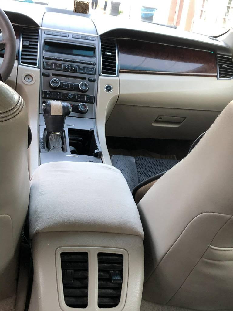 فۆرد تۆرێس 2010 زۆر خاوێنە ناو زەردە کامل مەسروف کراوە فول مواسەفات sel تەبرید مەرکەزی ئاوێنە هیتەر کوشن هیتەر 2 پارچە بۆیاغ قەپو قوپی نیە گێر مەکینە کارەبای هەمووی بەشەرت.سەنەوی بەسەر چوە بەشەرتی تەحویل و غرامە نرخی 79 گەلاو مەعامەلە شوێن رانیە *********** رانية, السليمانية
