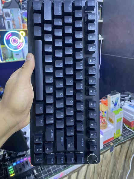 وصل الاسطوره ال KEY82 كيبورد كيمنك ميكانيك خرافي بيه عدت مودات ارجيبي تايب سي قطعه نضيفه90‎%‎سعر35الف متوفر توصيل لجميع محافظات العراق للتواصل خاص او واتساب ***********
