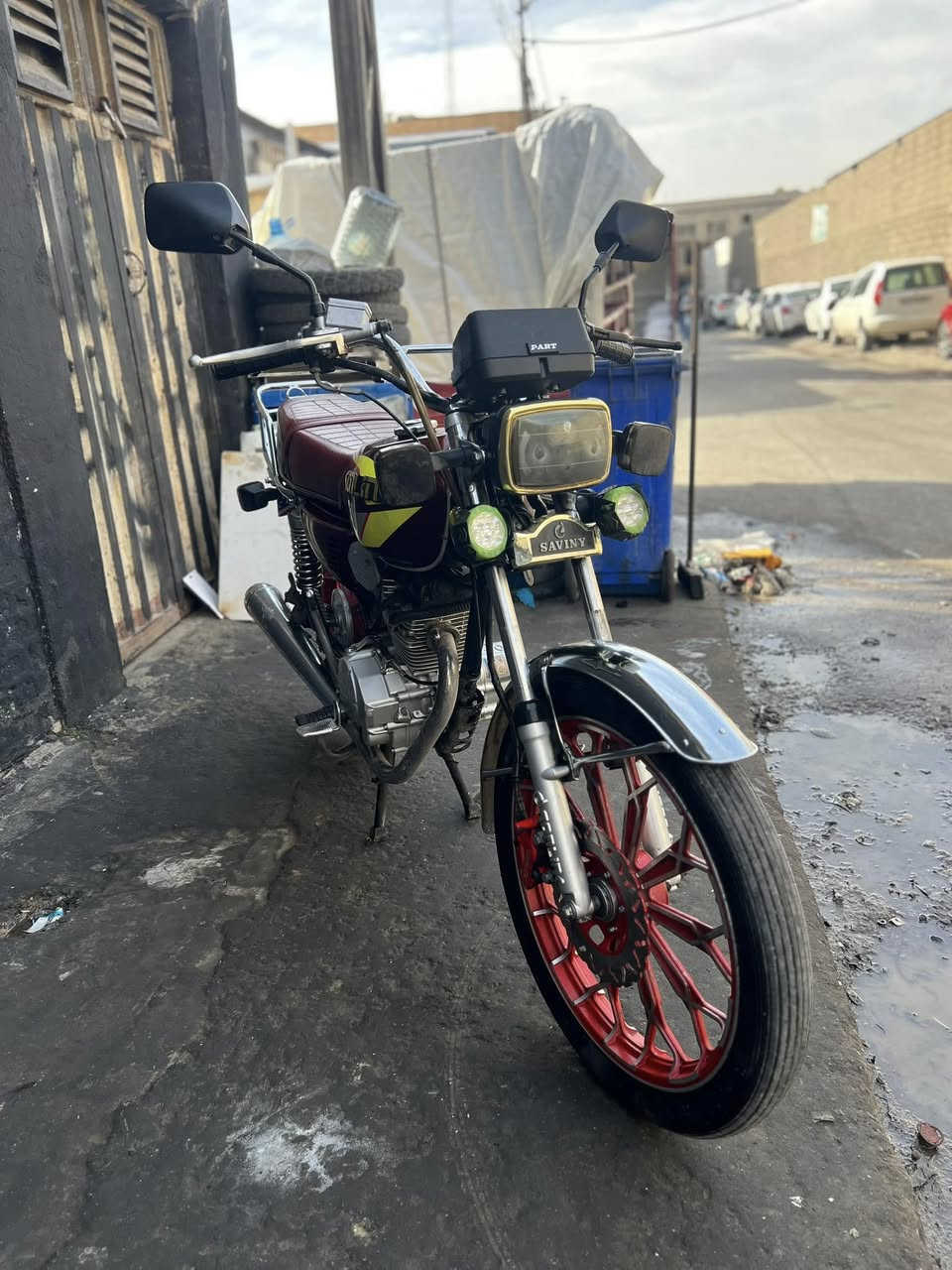 مطور سويلنك موديل 2024 
نظيف متل دهب محرك كبس 
كهرباء كامل شغال 
سعرو 465 الف بيها مجال بسيط 
للتواصل ***********
