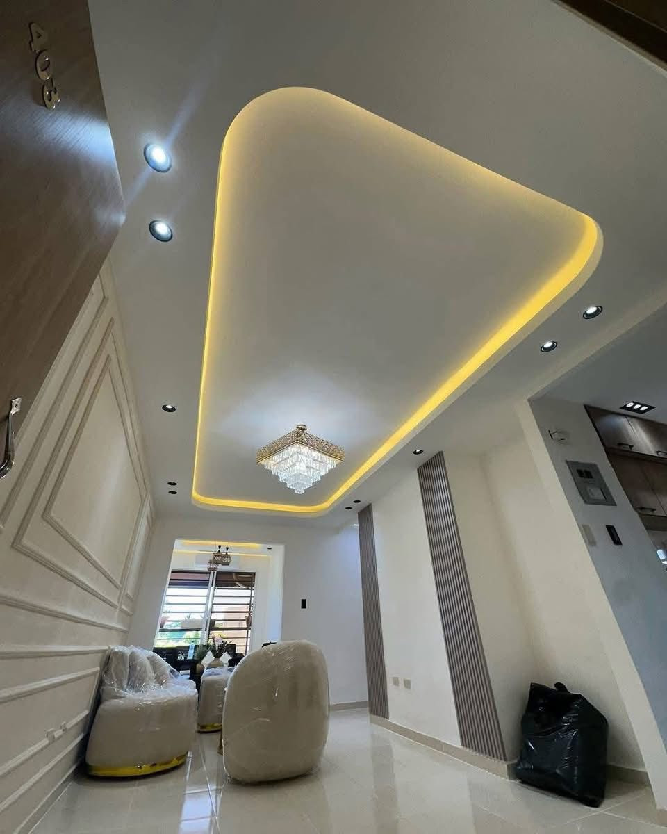 قدم لكم احدث ديكورات وارقي التصاميم احدث ديكورات جبس بورد 🏠👌
‏👈 ديكورات الجبسوم بورد 
 ‏👈 أسقف فلات جبسوم بورد
 ‏👈 قواطع جبسيه ( جدران )
 ‏👈 ديكورات شاشات 
👈 وغيرها من الديكورات
"اسعار مميزة للمساحات الكبيرة
وأعمالنا متطابقه للصور ..✅
للتواصل والاستفسار فون واتس 
***********
#الجميع
