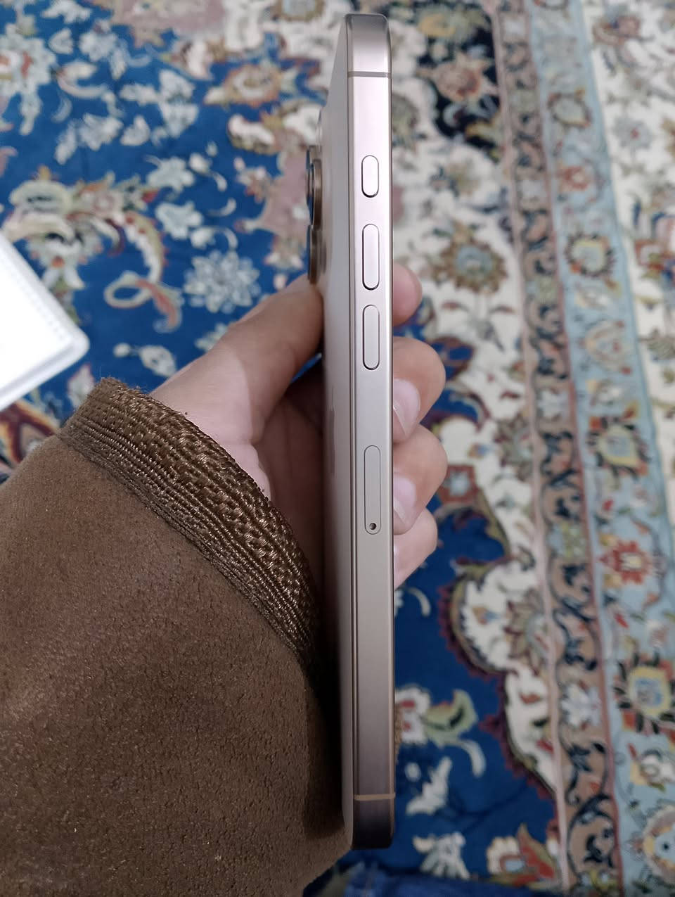 آيفون 16برو ماكس للبيع بطاريه 100
مشحون 53دوره

ذاكره 256

شرق اوسط 
دبل سيم كارت 

سعر مليون و500الف 

رقم التلفون ***********

عنوان كربلاء
