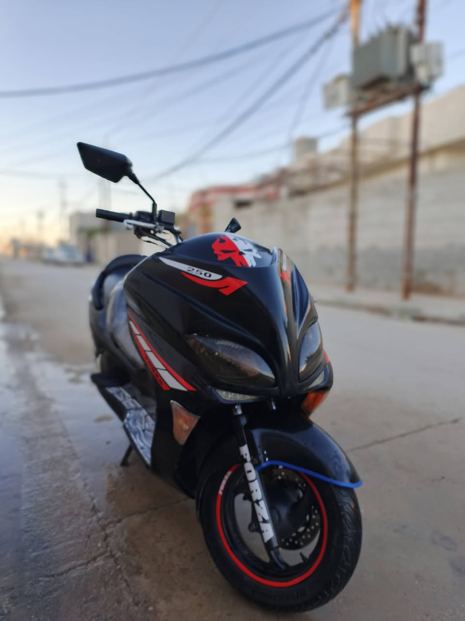 السلام عليكم فورزا 0.8 باقي مواصفات راسلني خاص أو الاتصال ***********
