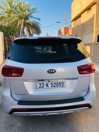 سيدونا • ٧ راكب • ٦ سلندر