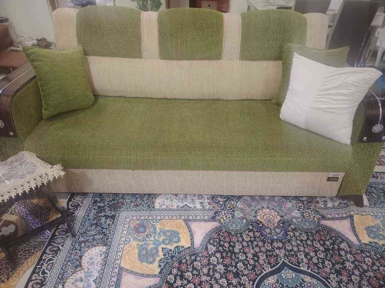 قنفات نظيفات خمس قطع 300بيهن مجال للشراي استفسار الكرمه ابو صخير *********** البصرة, العراق
