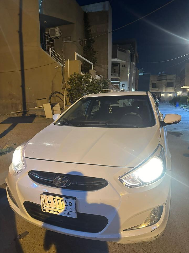 السلام عليكم
للبيع  اكسنت 2016 خليجي رقم بغداد ماشي 82 الف كيلو حجم المحرك 1600 دوش مكفوله من الصبغ مكاني بغداد الكرخ  السعر 100 دفتر نهايته
 الاتصال  ***********
