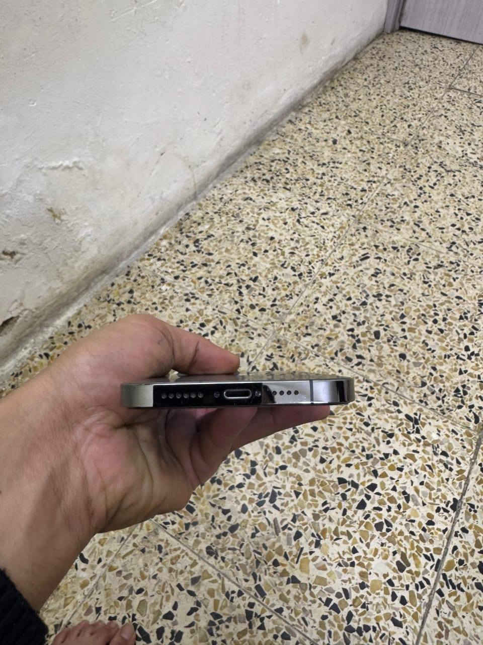 ايفون 13برو ماكس ذاكرة 256 بطارية 90 للبيع سعر 700وبي مجال العنوان بغداد الدوره
***********
