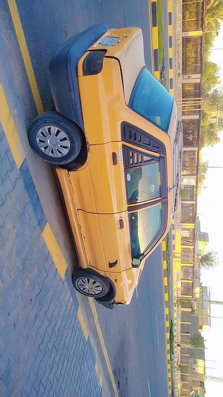للبيع رقم بغداد موديل 2010مكينه وكير برايد رقم الموبايل ***********

