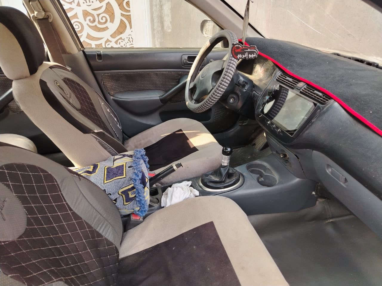 سياره نوع هوندا سفك موديل 2001 تحويل شوكت مايعجبك سنويتها لل27 سياره مكينه كير جدد وشرط فول وكشر كذالك سياره حلوه بس نقصها عقل اما شغل تشتغل بس مسافه وتطفي وترجع تشتغل الاغلبيه كالو عقل اما غير هشي ماعرف السعر 42 مكاني رمادي 5 كيلو واعتذر ع الاطاله ***********
