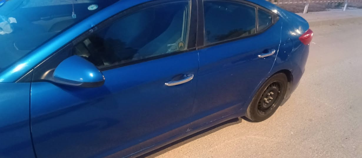 النترا 2017 امريكي 
محرك ٢٠٠٠ 
السياره جاهزه كير مكينه حداديه كهربائيات تايرات 
رقم دولي تحويل أو وكاله 
مكان السياره النجف 
السعر 110
وات ساب ***********
