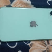 ايفون ١١ ٦٤ • شاشة اصلية • فيس ايدي شغال