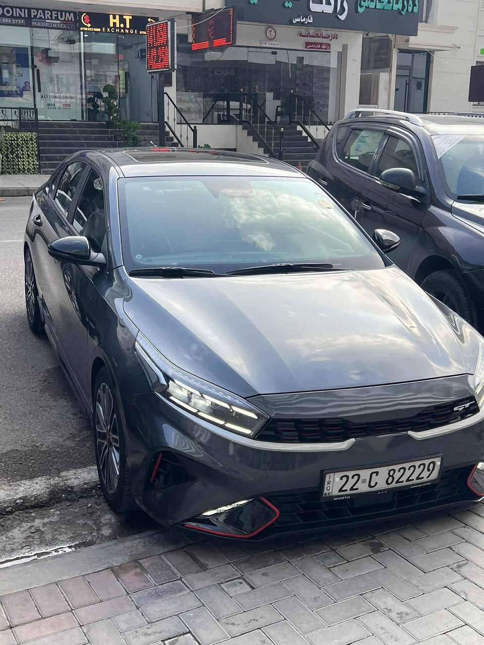 سلام عليكم علا ازن ادمين
كيا فورتى gt موديل ٢٠٢٢
سيارة بيى اثنين قطع سبوغ بدون داخل 
مةكينة ١.٦ توربو طيارة 
بى رادار امامى 
سلايت
بسمه
كشن هيتر
شاشة كبير
تحديد سرعه
قيادة زاتيية
كير عادى
سيارة كلش نضيفه
٤ طايه جديدة
اكو صورة حادث
ليلزيادة معلومات اتصل رقم موبايل ***********
سعر ١٤٣$ بيها مجال بسيط انشالله
