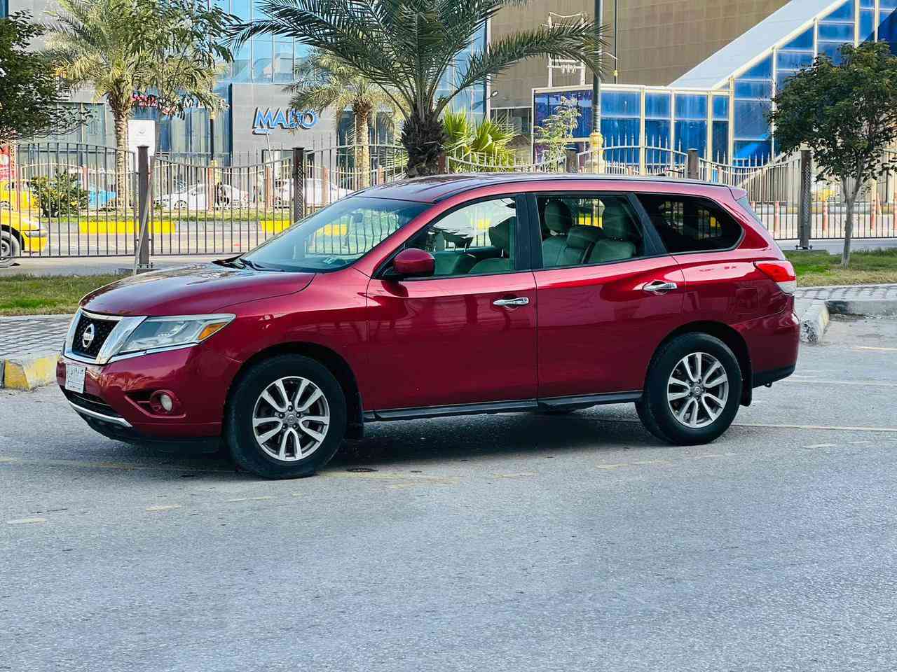 بافندر مديل 2013 سعر 96 قابل للتفاوض الاستفسار اتصل *********** وراد أمريكي حادثها جاملغ وبند بدون دواخل والباقي كفاله عامه فول مواصفات بصمه تشغيل بصمه أبواب شاشه كبيره تحكم ستيرن مري كهربائي اشاير مري 7 راكب 3 قطع تبريد مكينه 6 سلندر مكينه وكير مكفولات حداديه جديده تخم تاير تبريد تدفئه شغال مشروع وطني سنويه ل 29 مكان سياره كربلاء كربلاء, العراق
