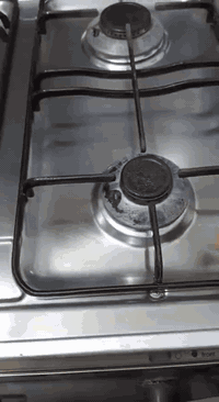 طباخ كريازي المصري الاصلي للبيع
طباخ نضيف حيل وكله شغال
فرن عيون جداحه كله شغال ونضيف
للاستفسار اكثر ع ***********
العنوان ناصريه مركز
