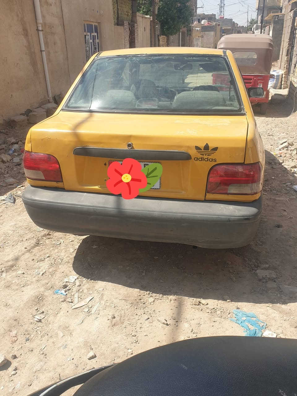 سلام عليكم سايبه موديل ١٢ سياره حلوه مابيه اي نقص كبل لشارع مال رزق رقم انكليزي تحويل ثاني يوم غرامات مصفره هيئه مصفره  سعر ٢٠  بيه مجال حك جيه ***********
