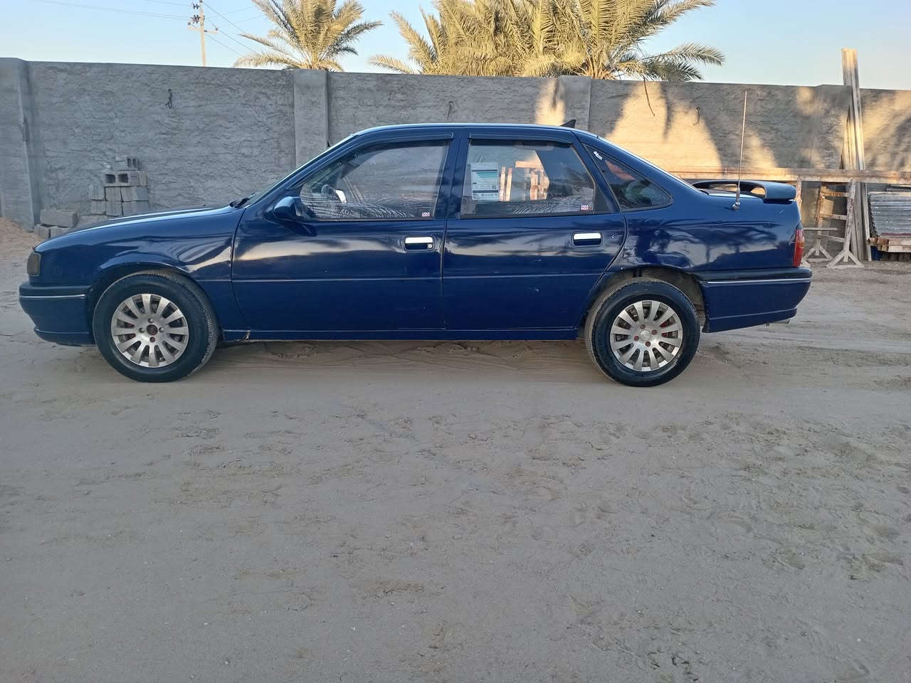 فكتره ٩٣ رقم انبار جديد بأسمي
محرك الفين گير عادي
السعر 32 بيهه مجال
السياره ما ناقصه شي
مكان السياره الفلوجه الحصي
مراوس او بيع 
***********
