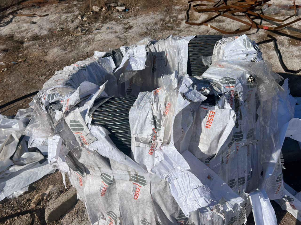 السلام عليكم يتوفر حديد ستران 5ملم....4 ملم....3 ملم...قياس مختلف بانسب الاسعار للتواصل ***********..... _***********
