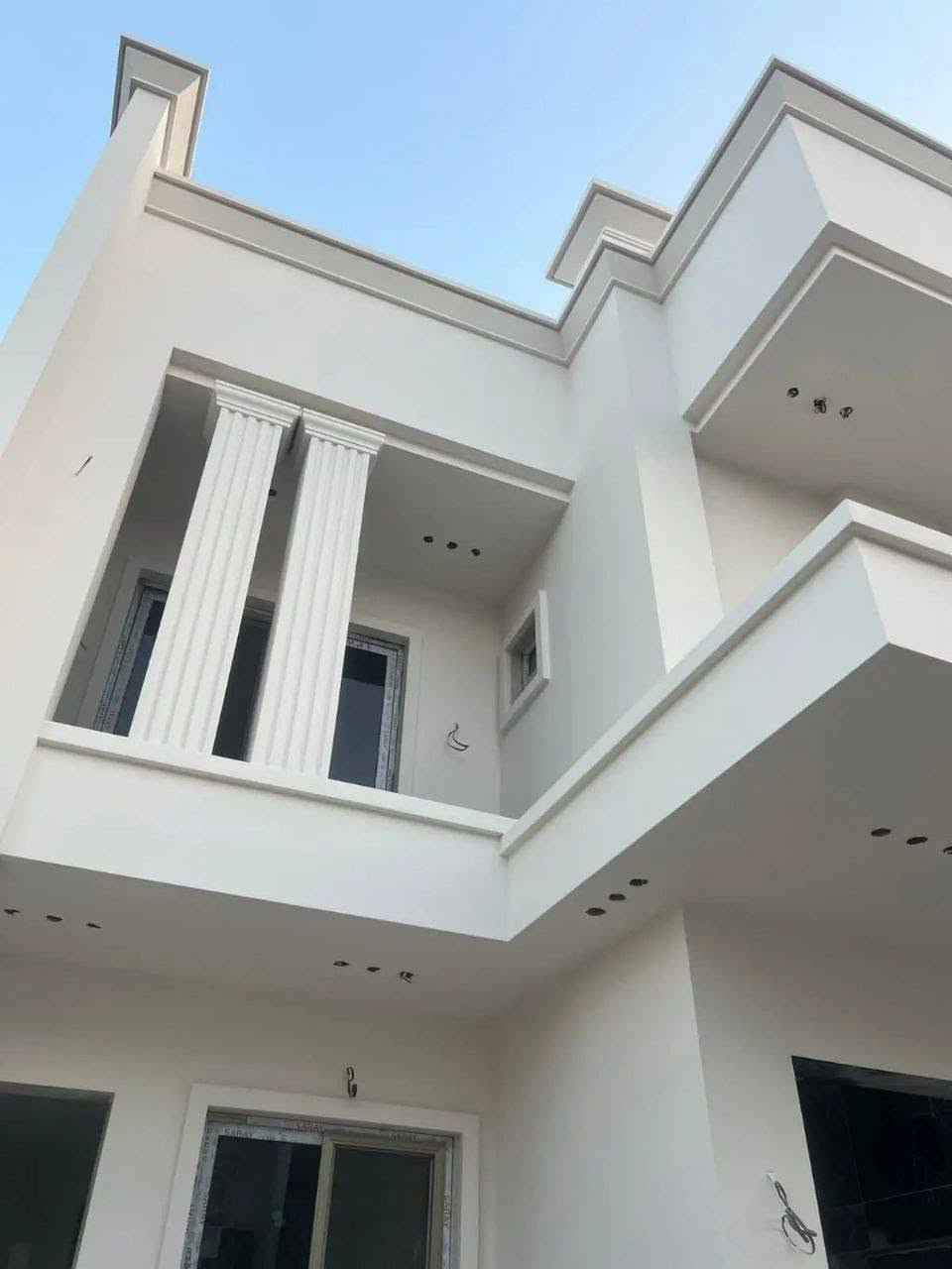 خلفات للبخ وديكور، طلس وتطعيم #الواجهات
سقل ناعم ،اجراره . تصفير مساطر 
اصباغ داخليه وخارجيه 
للاستفسار اتصال ***********
