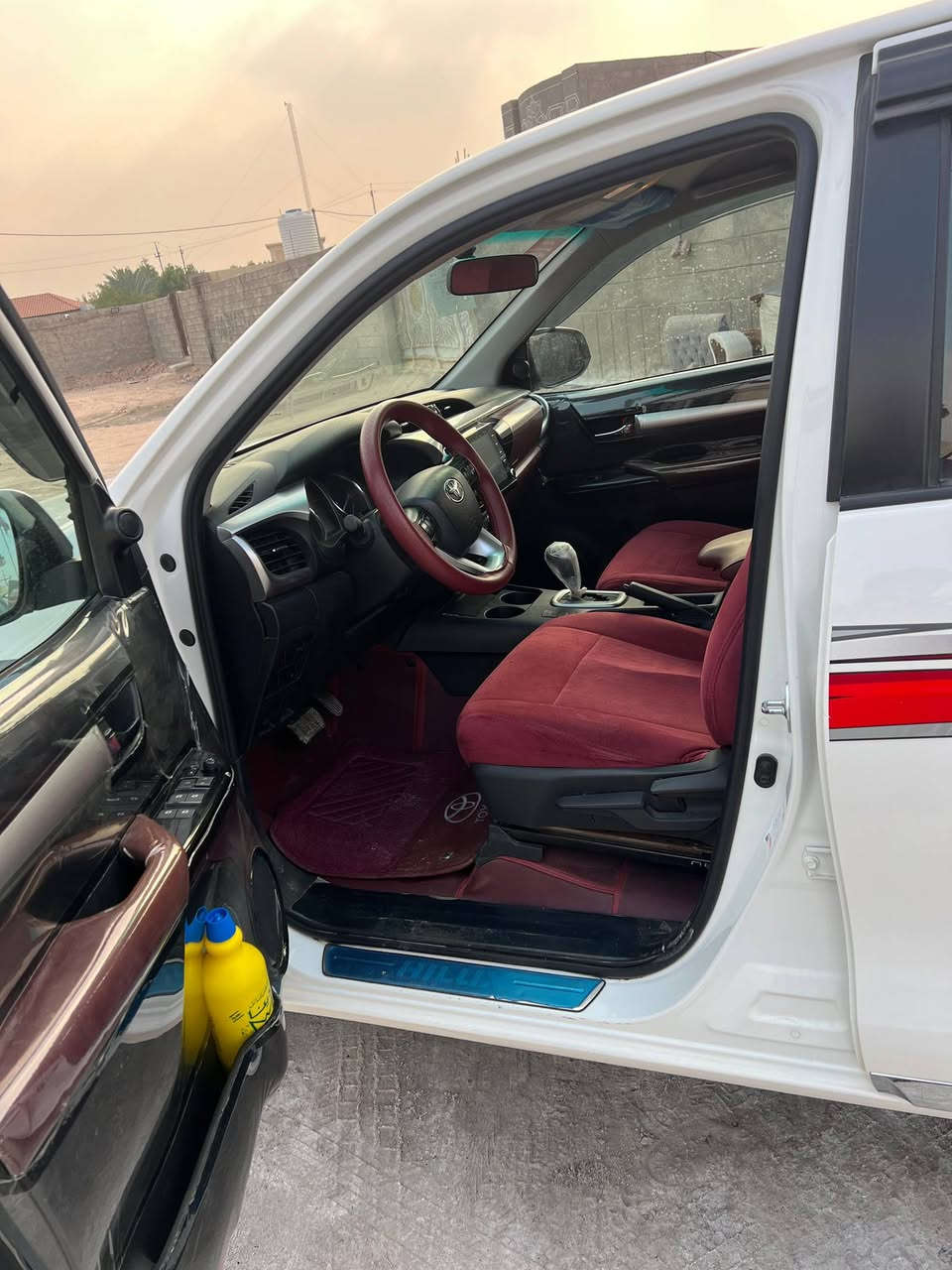 سلام عليكم السياره تيوته جاهزه كفاله عامه  سياره 2024   كير تماتيك فول بصمه تبريد خلفي ومامي رقم ربيل نكليزي مكلف بل نشر بس رقم الهاتف *********** و *********** البصره الزبير
