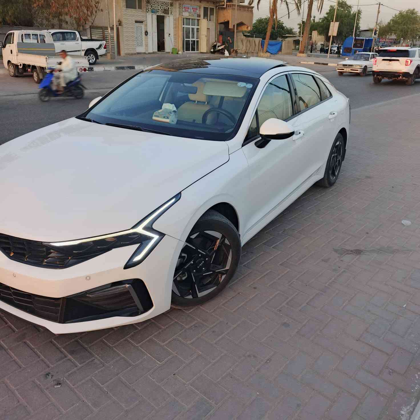 24خليجي للبيع كفاله بسمي مكانه كربلاء سعر220مجال قليل
***********
