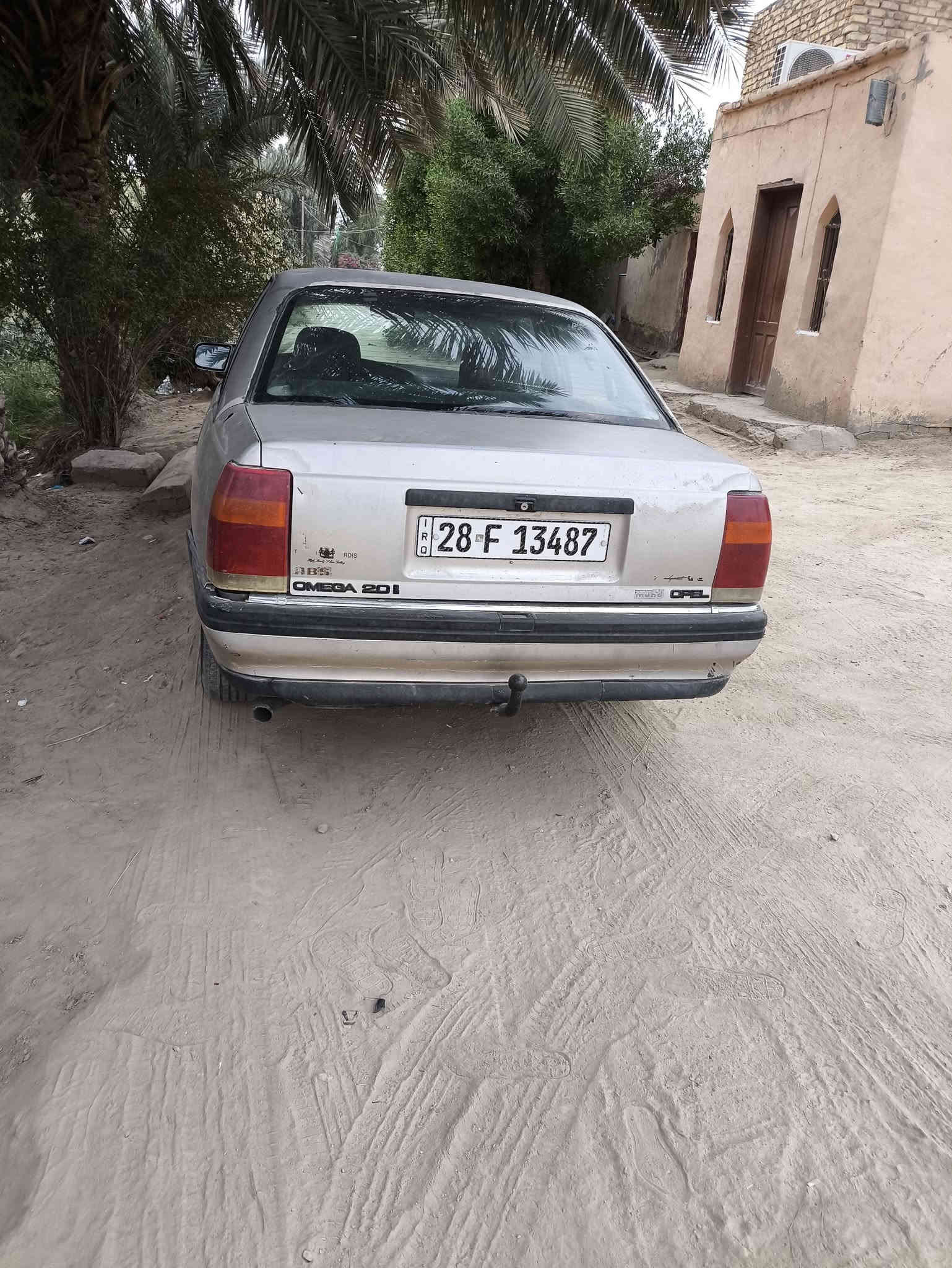 السلام عليكم اوبل اوميكا موديل 95 كير ومكينه وشواصي مكفولات كير اوتوماتيك  سياره باسمي سنويه 2030 مداور ثاني يوم السعر 27 وبيها مجال العنوان الديوانية قضاء الشامية  للشراي للتواصل ***********. 
***********
