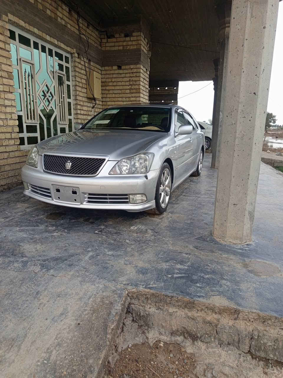 البيع شاهينه ادوات موديل 2004 بيهه حجز مرور 3دكم فتحه سقف كشنان كهرباء داخل اسود مكفوله من كص مكان فلوجة الاتصال ***********
