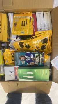 ايربود • شواحن • سماعات