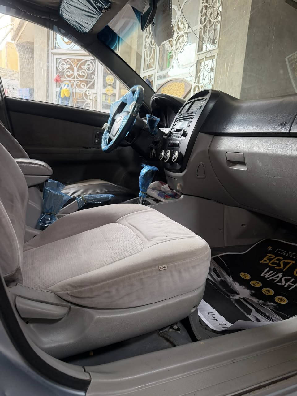 السلام عليكم
كيا سبكترا موديل 2007محرك 2000 كير ومحرك كفاله حادثها جامغ خلفي بيها 3 قطع صبغ والبنيد كلير فقط اثر جراد السعر 79 وبيها مجال مكان السياره بالحله ***********
